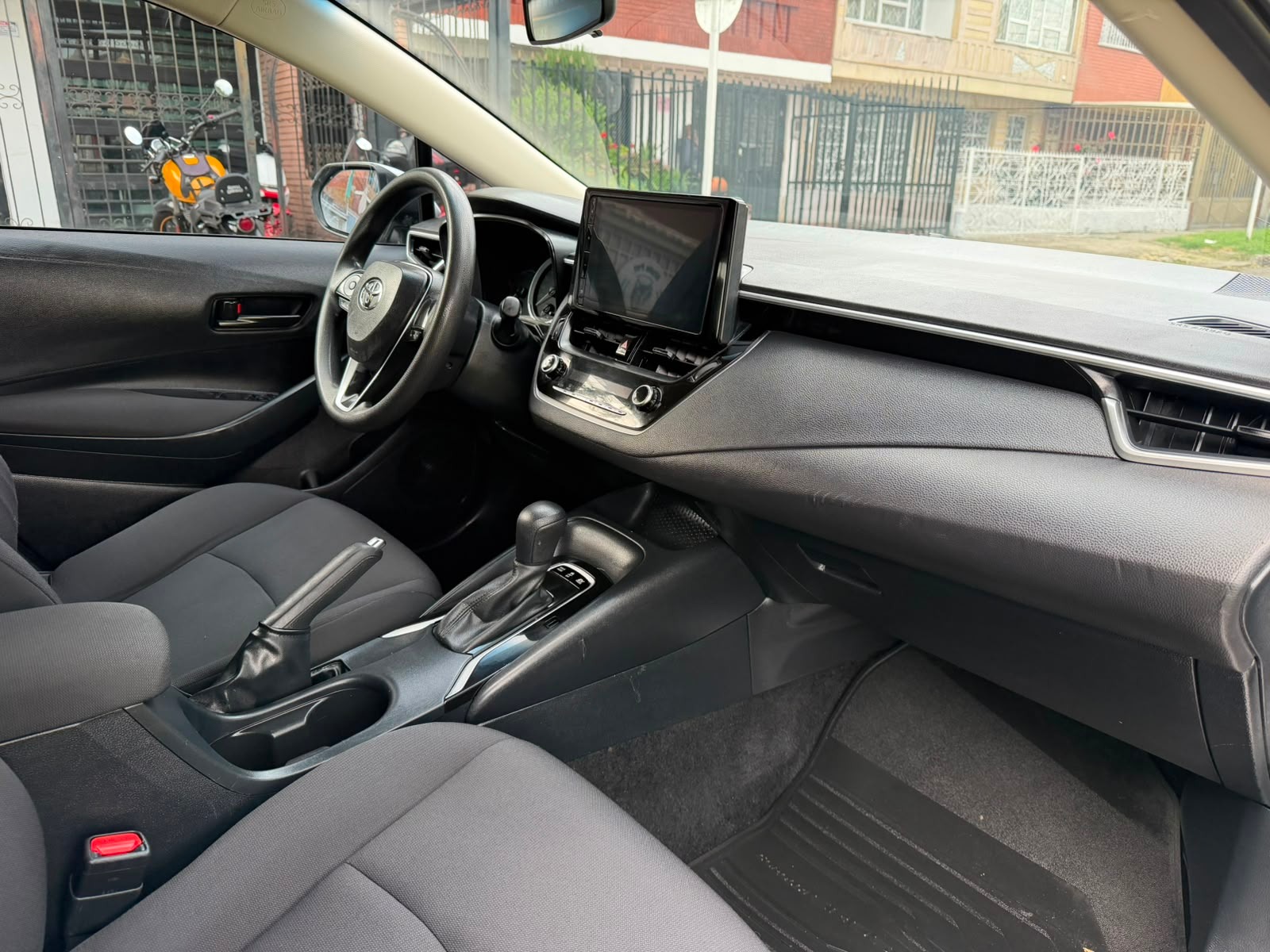 Toyota Corolla Híbrido - Imagen 16