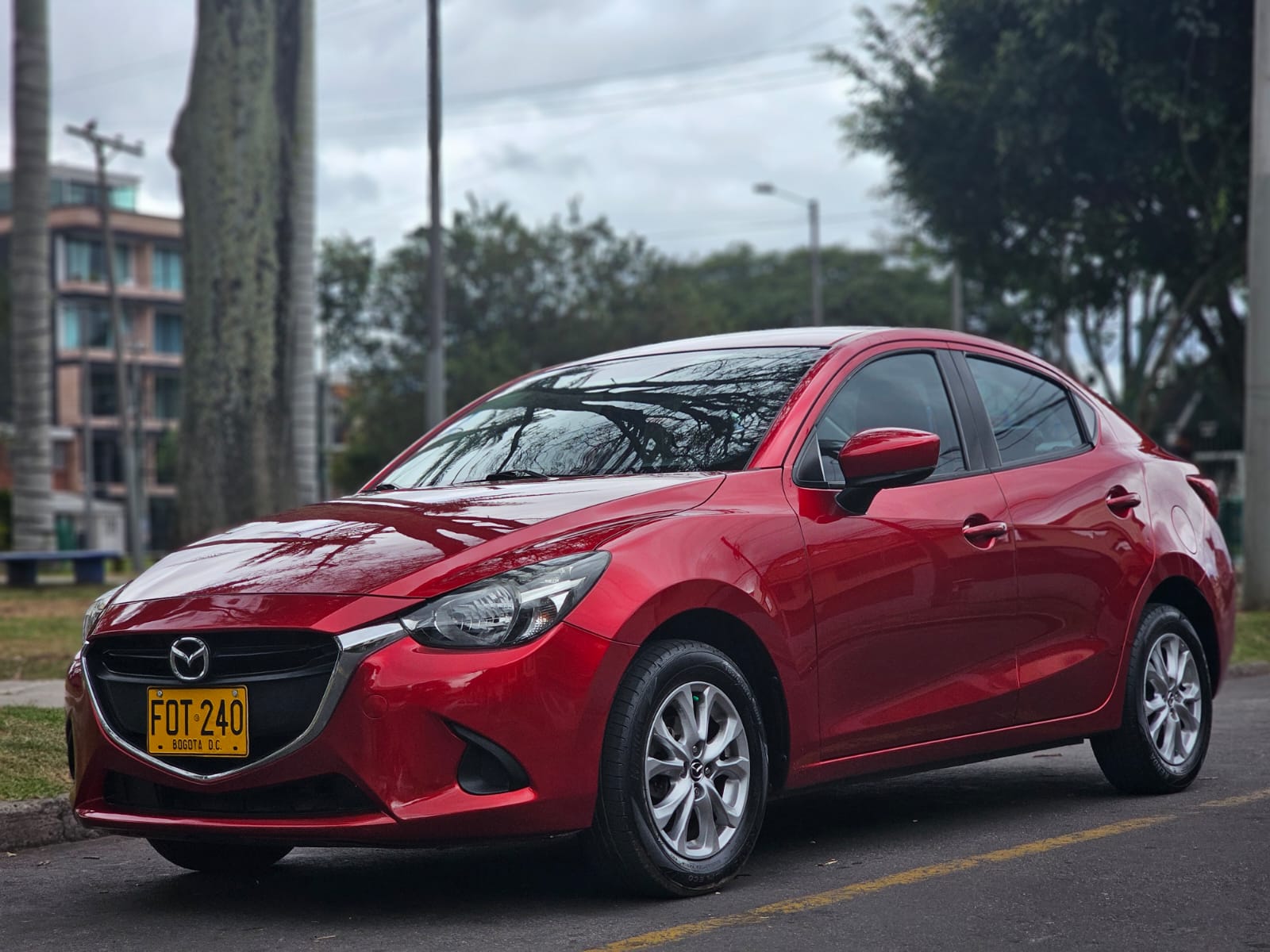 Mazda 2 Sedán