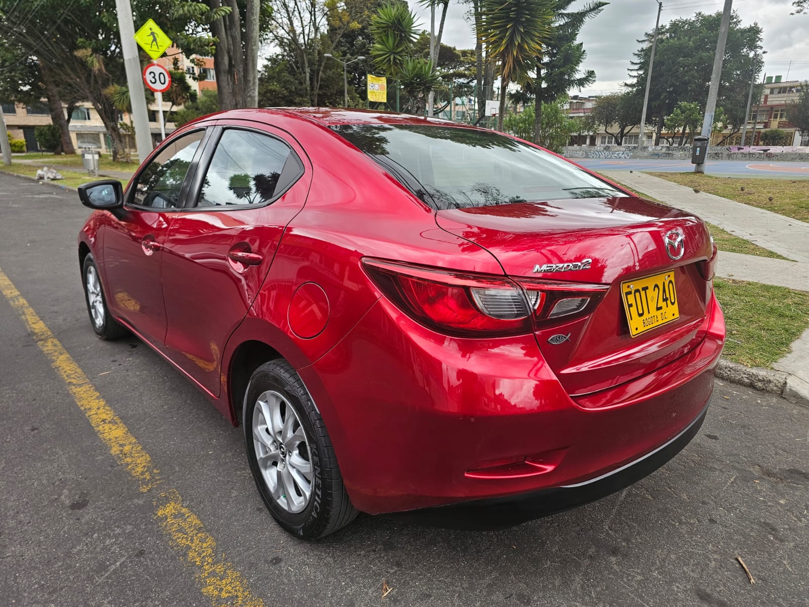 Mazda 2 Sedán - Imagen 7